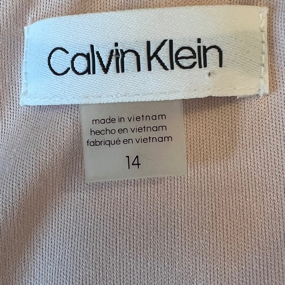 Calvin Klein Ruffle V-neck Sheath Blush Pink Dress,  Size 14 - Picture 8 of 13